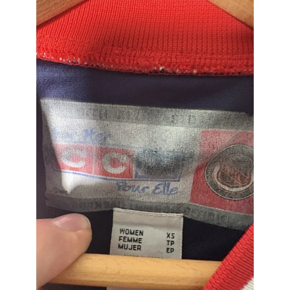 VTG Columbus Blue Jackets CCM Jersey Womens XS For Her NHL Hockey Navy Blue Y2K